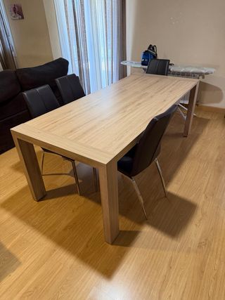 Mesa de comedor extensible madera