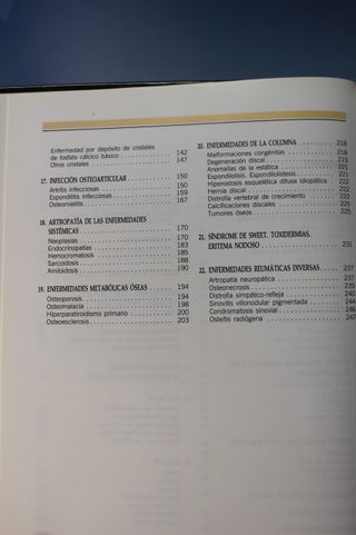 Atlas de Reumatología del Adulto. Laboratorios Almirall S.A., 1993.