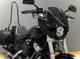 HARLEY DAVIDSON SOFTAIL STANDARD