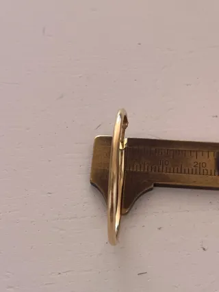 Orecchini a cerchio in oro giallo 18 kt