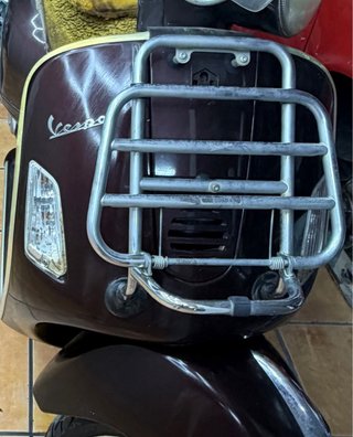 Portaequipajes delantero Vespa GTS + Corbata