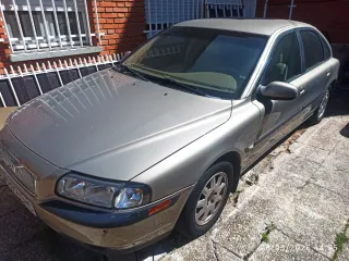 Volvo S80 2004