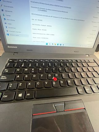 Lenovo L450 Portátil Negro