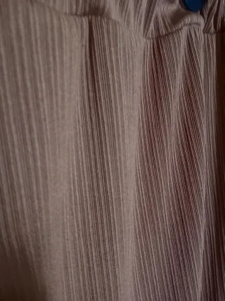 Conjunto pantalón y blusa beige