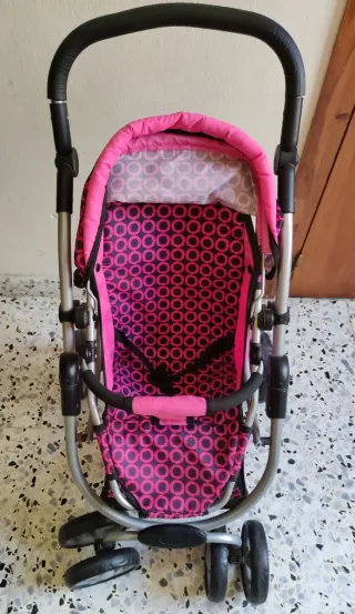 Carrito de muñecas con capota