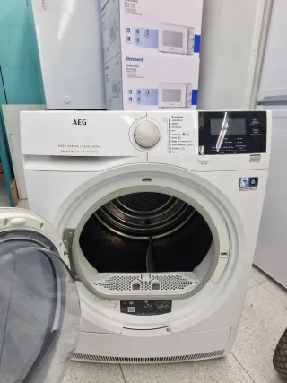 Secadora AEG 8kg , bomba de calor