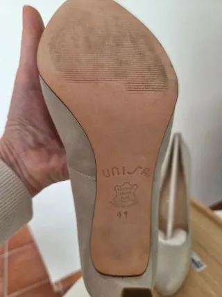 Zapatos de tacón beige talla 41