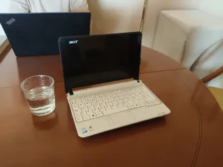 Portatile Acer Aspire One Bianco