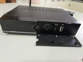 Receptor Satélite Engel RS8100Y DVB-S2