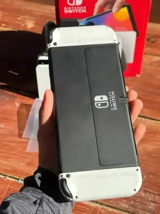 IMPECABLE Nintendo Switch OLED