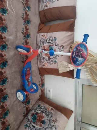 Patinete infantil Spiderman 3 ruedas