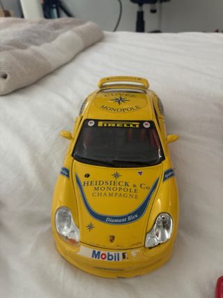 Lote de coches y moto de juguete