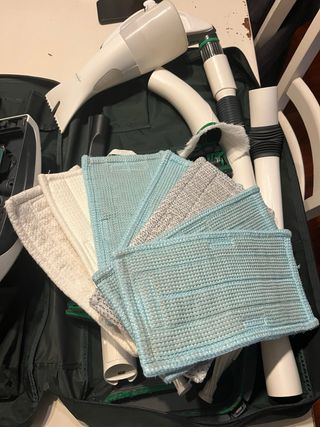 Folletto VK 200 completo di accessori