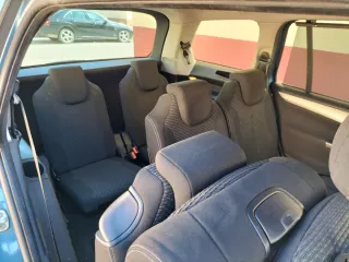 Citroen Grand C4 Picasso 2012