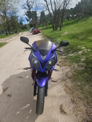 Daelim Roadwin 125 R Azul/Blanca