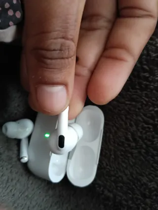 Apple AirPods 2ª Gen