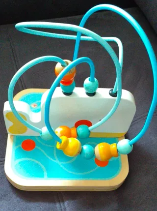 Laberinto de Cuentas de Madera