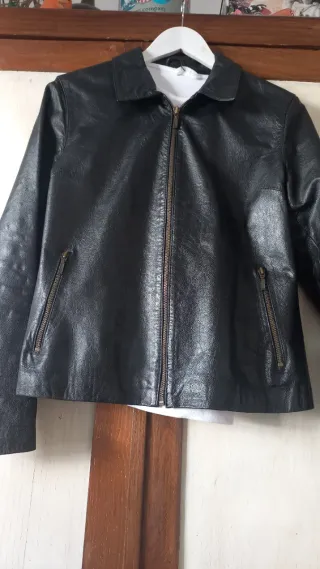 Cazadora Piel Negra Talla M Forro Bolsillos