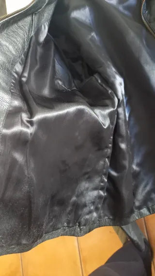 Cazadora Piel Negra Talla M Forro Bolsillos