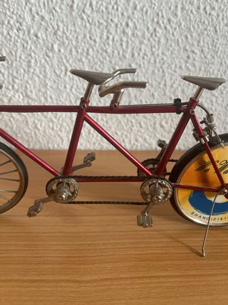 Mechero Bicicleta Tándem Roja