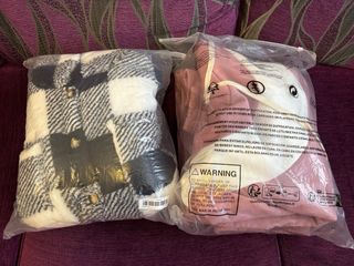 Abrigo y conjunto chándal rosa blanco XL. NUEVO