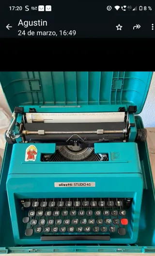 Máquina de escribir Olivetti Studio 45