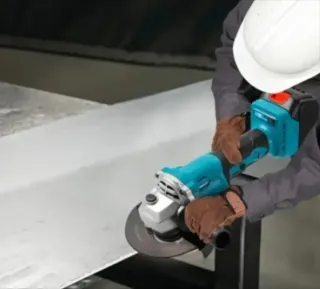 Amoladora Angular Inalámbrica (2 Baterías)