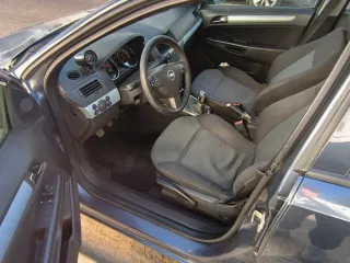 Opel Astra 2006