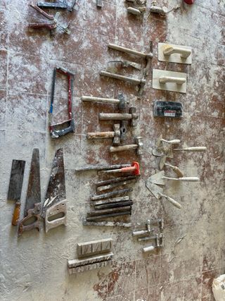 Lote Herramientas Albañil: Cubos, Pala, Carretilla