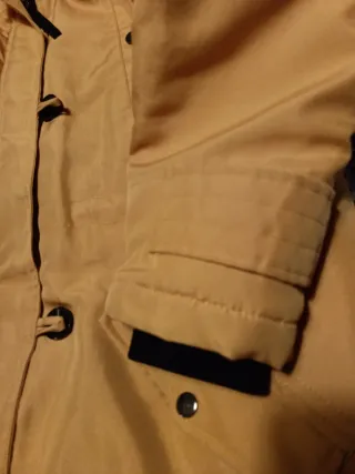 Abrigo Vero Moda amarillo con capucha