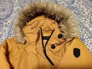 Abrigo Vero Moda amarillo con capucha