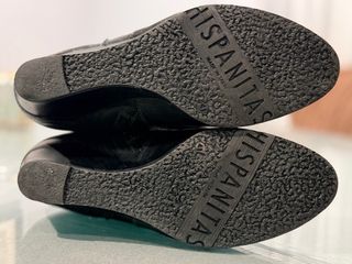 Botas altas piel Hispanitas negras