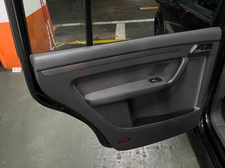 Volkswagen Touran 2012