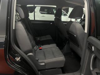 Volkswagen Touran 2012