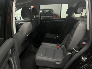 Volkswagen Touran 2012