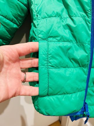 Chaqueta Crew verde reversible azul