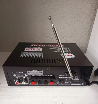 Amplificador Mini 300W+300W BT