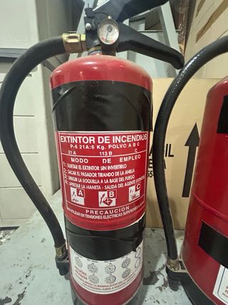 Extintor de incendios P-6 21A:6 Kg