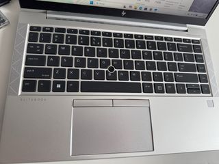 Portátil HP Elitebook 14” i7 impecable como nuevo