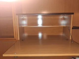 Mueble comedor madera y cristal