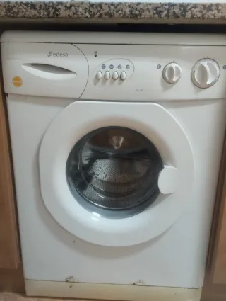 Lavadora Edesa Práctica en Ejea