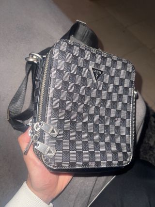 Bandolera Guess Hombre Gris