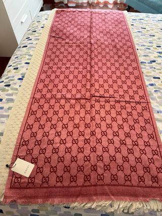 Cachecol Gucci GG Vermelho