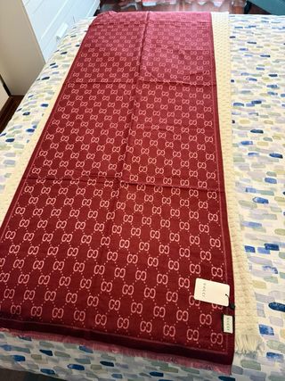 Cachecol Gucci GG Vermelho