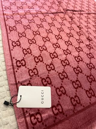 Cachecol Gucci GG Vermelho