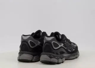 Zapatillas Asics GEL-NYC Talla 42 Negro/Gris