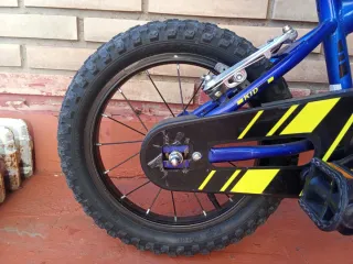 Bicicleta infantil azul ATRACTOR