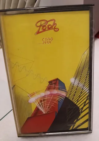 Dieci musicassette vintage