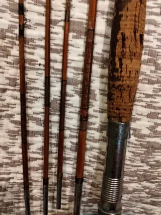 Cañas de bambú hexagonales antiguas