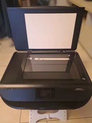 Stampante HP Envy 4527